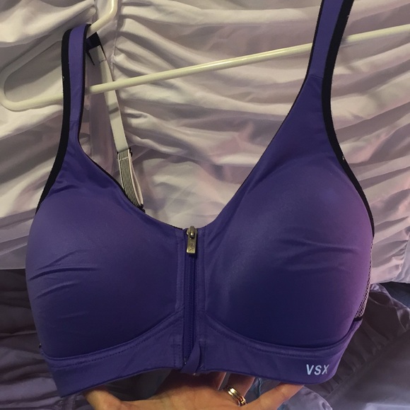 Bra - Picture 1 of 3